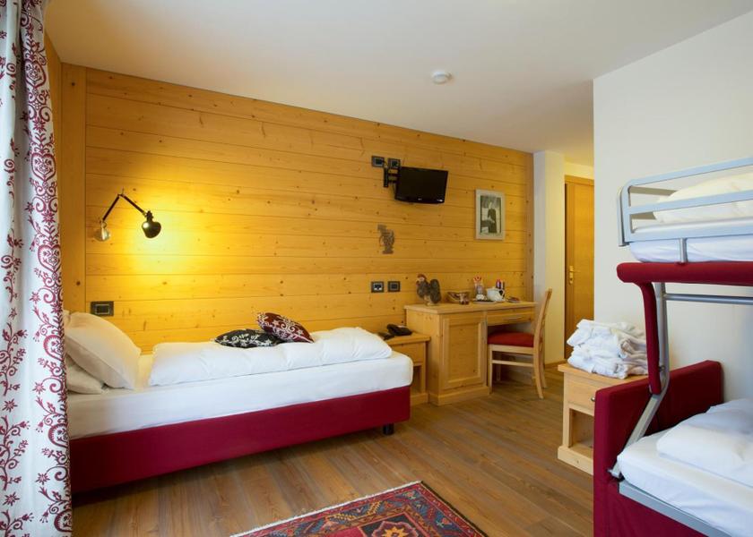 Valle d'Aosta Gressoney-La-Trinite Deluxe Double or Twin Room with Mountain View