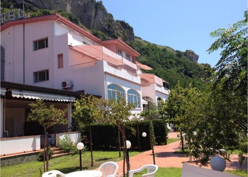 Calabria Guardia Piemontese exterior view