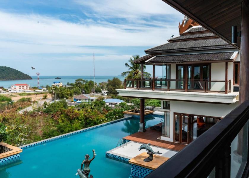 Phuket Province Wichit Exterior view