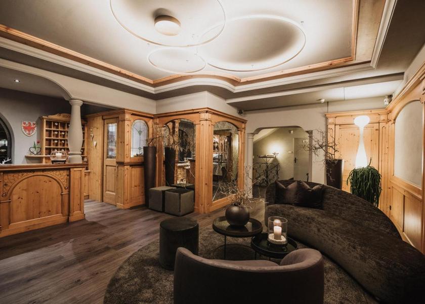 Trentino-Alto Adige Lagundo lobby