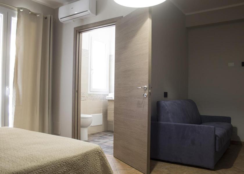 Sicily Lampedusa Double Room with Private Bathroom
