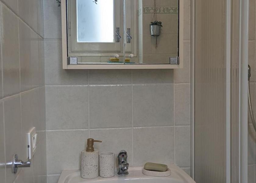 Tuscany Lastra a Signa Triple Room with Private Bathroom