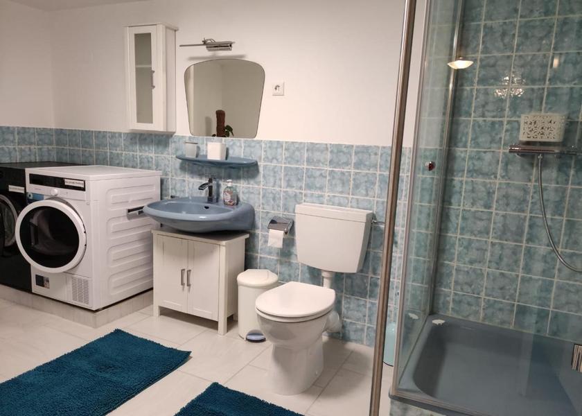 Schleswig-Holstein Fehmarn Queen Room with Shared Bathroom