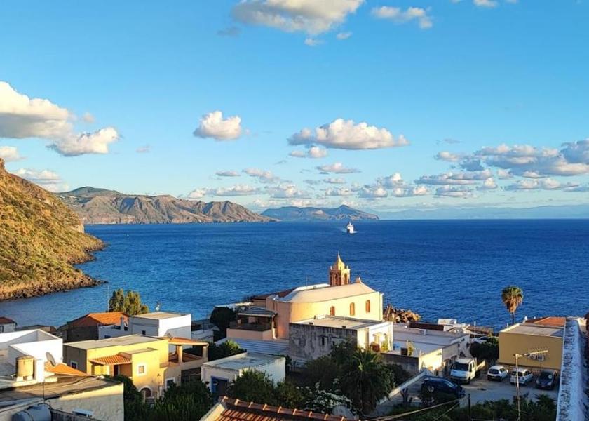Sicily Leni view