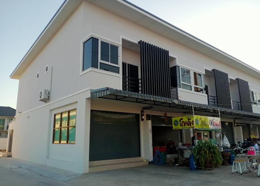 Kanchanaburi Province Tha Muang exterior view