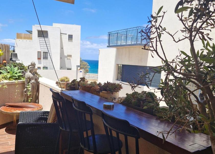 Tel Aviv balcony/terrace