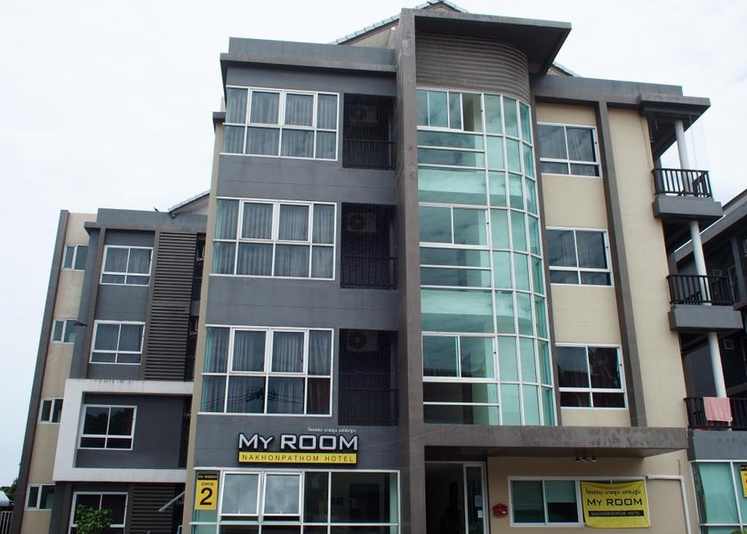 Nakhon Pathom nakhon pathom exterior view