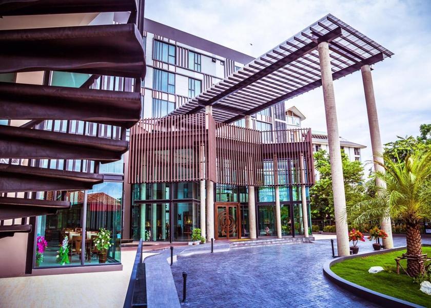 Nakhon Pathom nakhon pathom exterior view