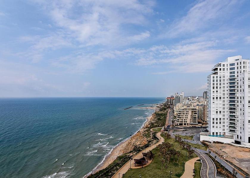  Netanya view