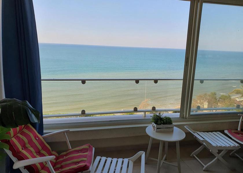 Central Netanya balcony/terrace