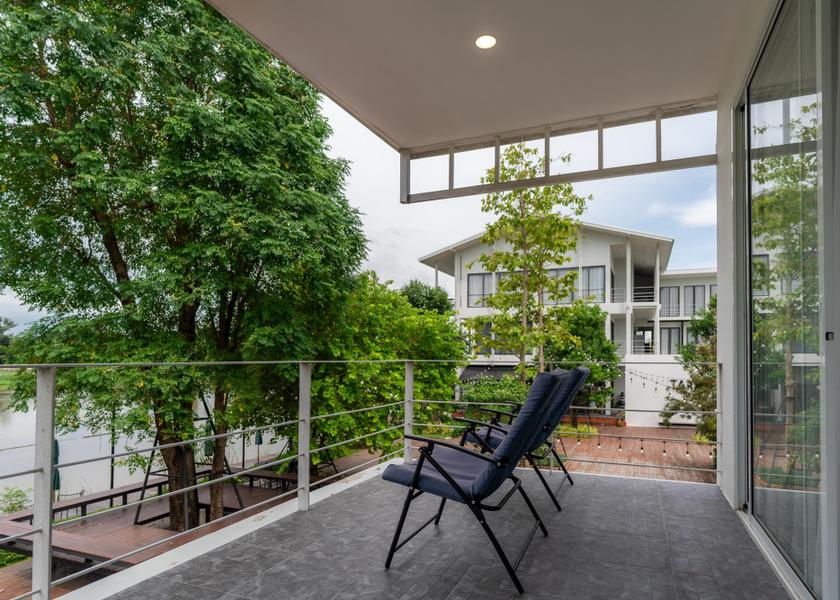 Nakhon Pathom Province Sam Phran Suite with Living Area and Sofa Bed