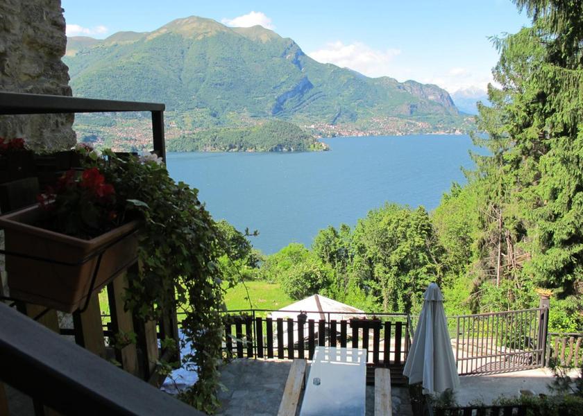 Lombardy Lezzeno Public Areas