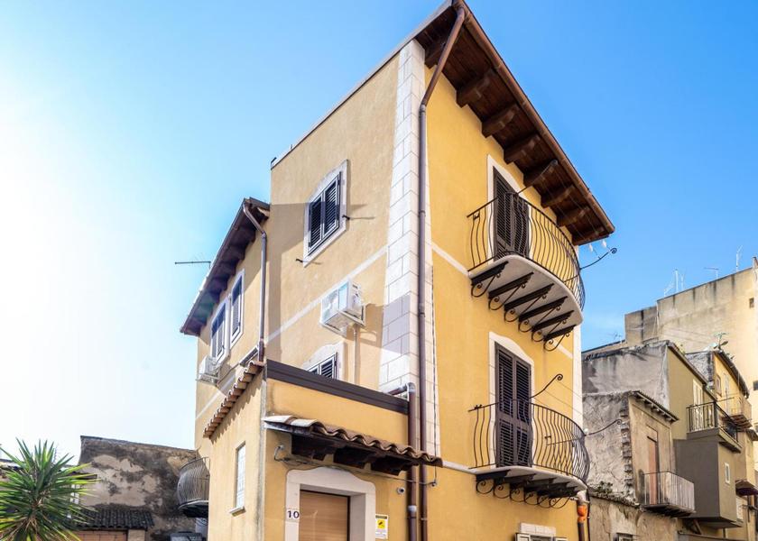 Sicily Licata exterior view