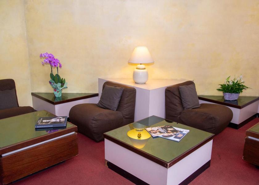 Lombardy Limbiate lobby