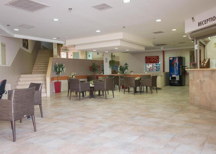  Mitzpe Ramon lobby