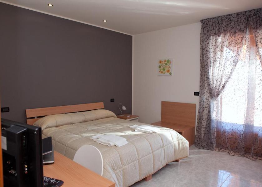 Sicily Linguaglossa Deluxe Double or Twin Room with Pool View