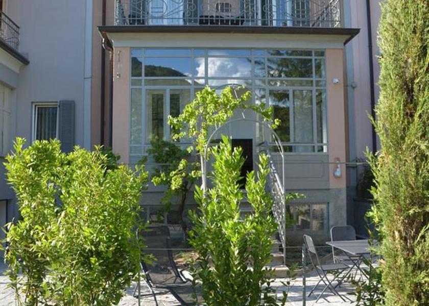 Lombardy Malgrate garden