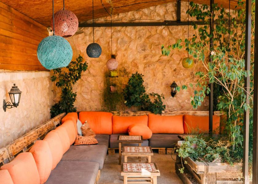 Amman Governorate Amman shared lounge/tv area