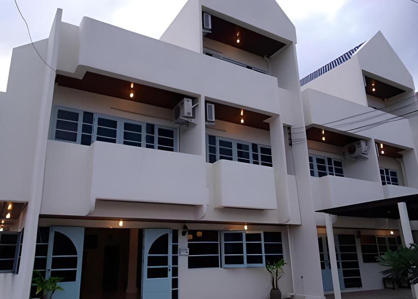 Chumphon Province Pathio Exterior view
