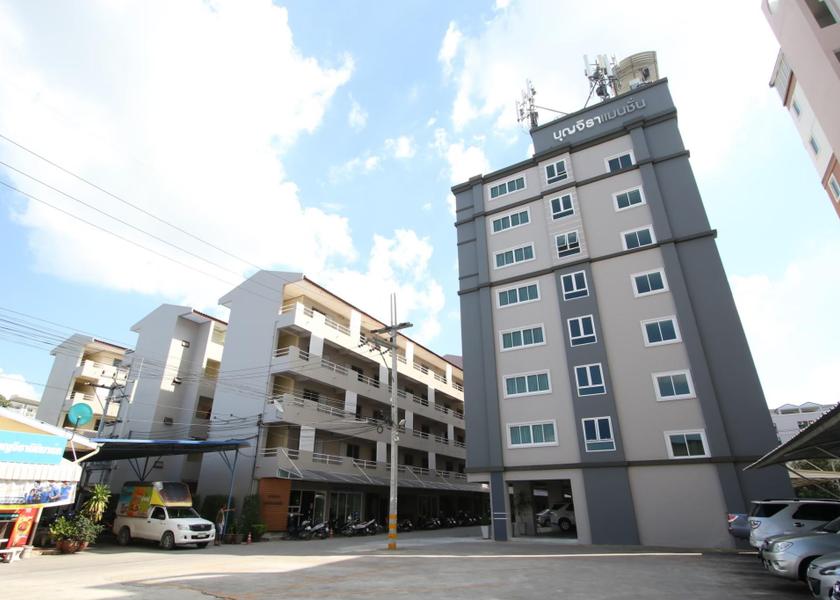 Chonburi Province Chonburi Entrance