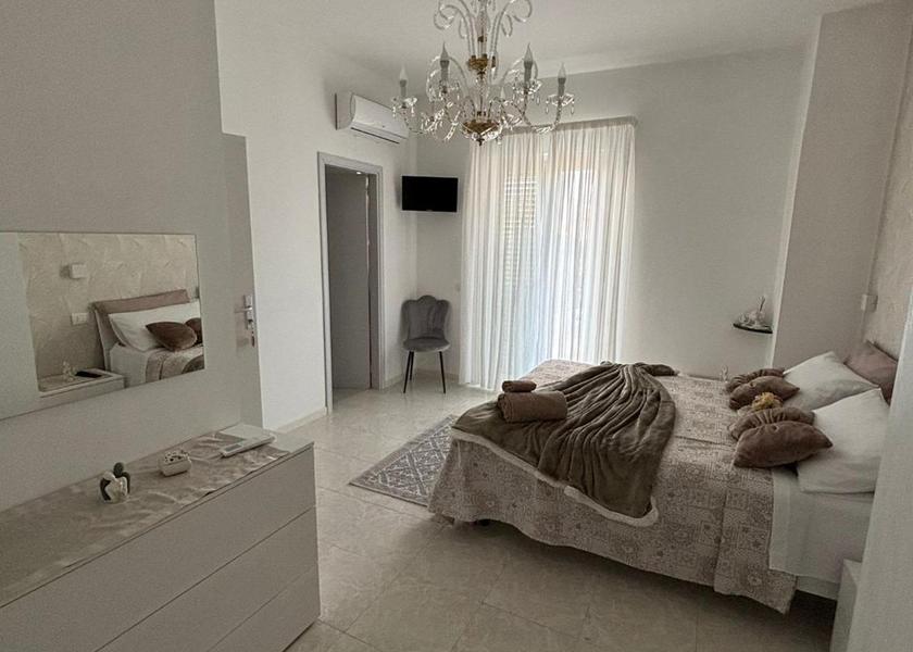 Calabria Marina Di Gioiosa Ionica Double Room with Balcony (2 Adults + 1 Child)
