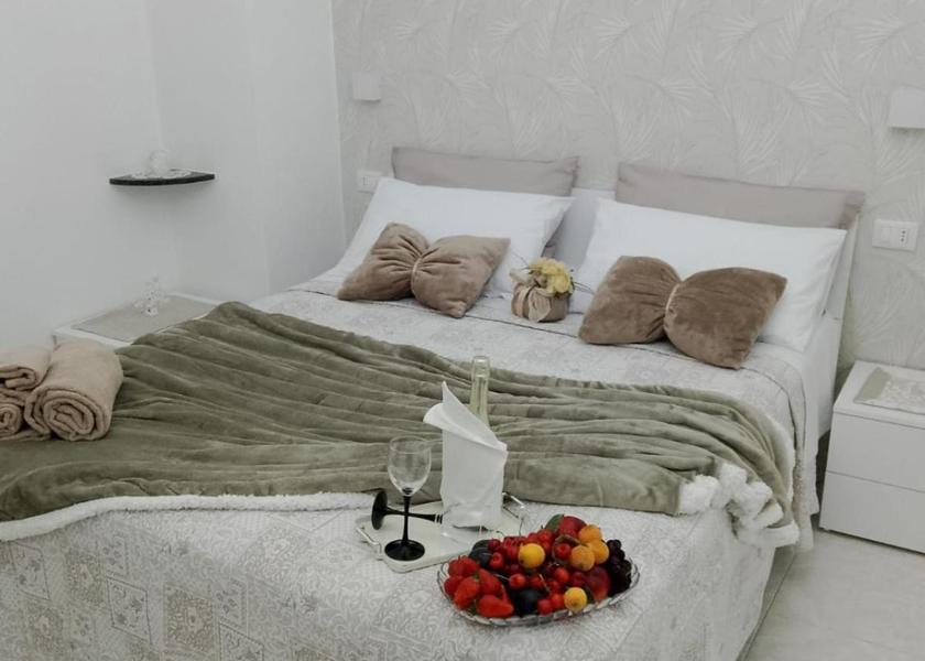 Calabria Marina Di Gioiosa Ionica Double Room with Balcony (2 Adults + 1 Child)