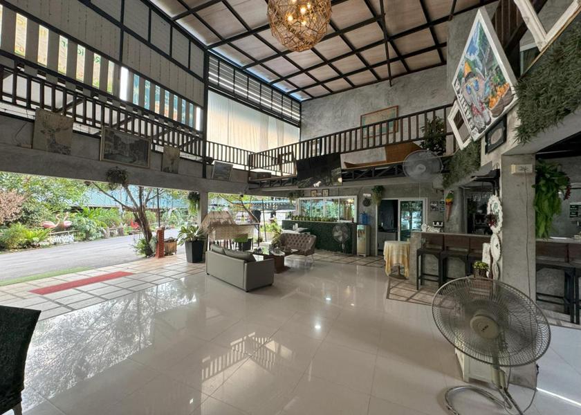 Nakhon Nayok nakhon nayok shared lounge/tv area