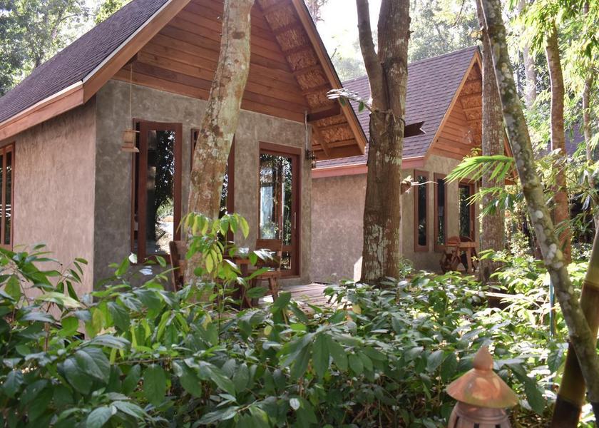 Nakhon Si Thammarat Province Phrom Khiri exterior view