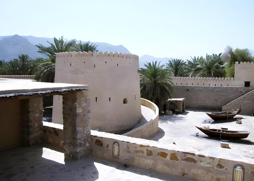 Musandam Governorate Khasab nearby attraction