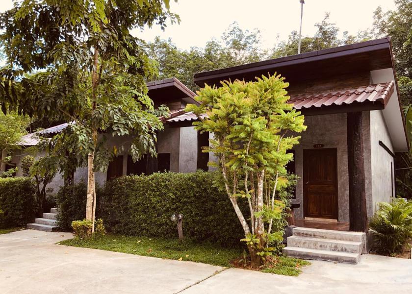 Nakhon Si Thammarat Province Thung Song Hotel Exterior