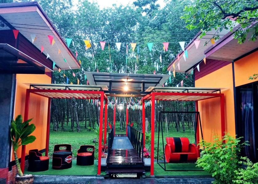 Nakhon Si Thammarat Province Sichon interior view