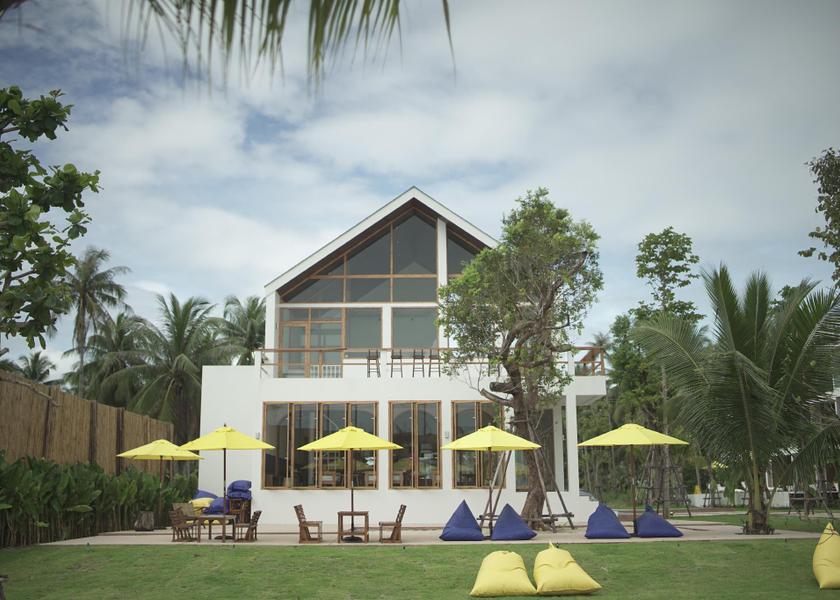 Nakhon Si Thammarat Province Tha Sala exterior view