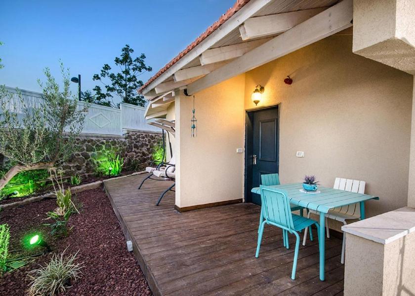  Had Nes exterior view