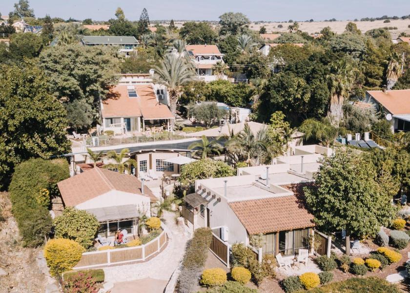  Had Nes exterior view