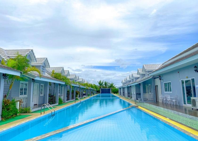 Phetchaburi Province Phetchaburi swimming pool [outdoor]