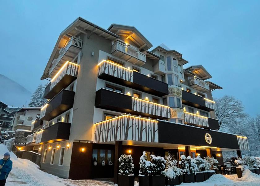 Trentino-Alto Adige Mezzana exterior view