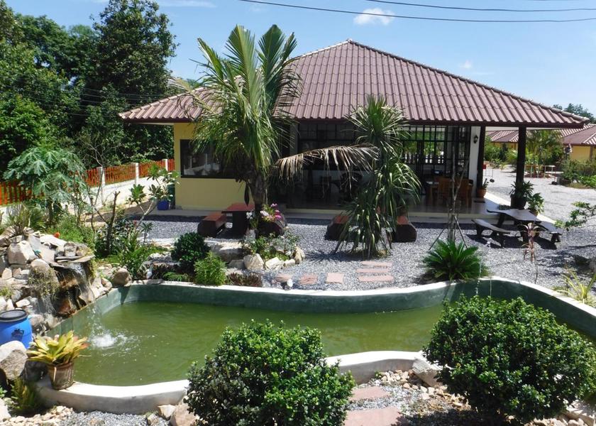 Prachin Buri Province Na Di exterior view