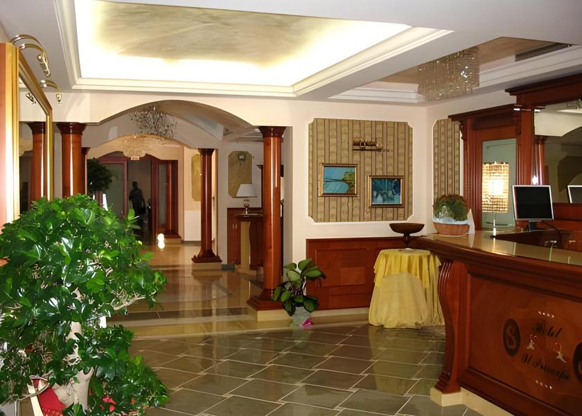 Sicily Milazzo lobby