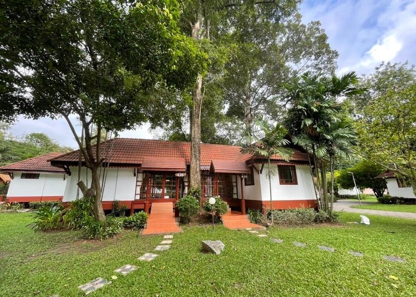 Saraburi Province Kaeng Khoi Garden view