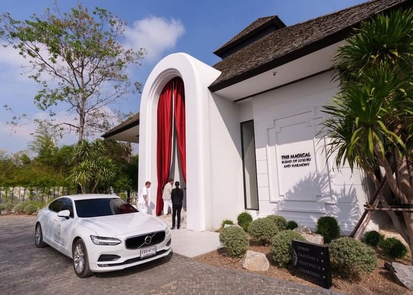 Saraburi Province Kaeng Khoi Front of property