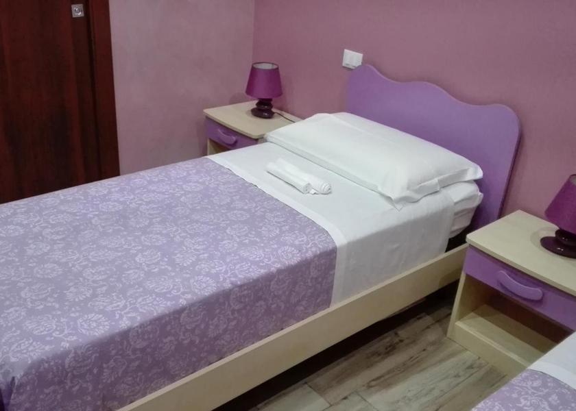 Sicily Milazzo Triple Room with Private Bathroom