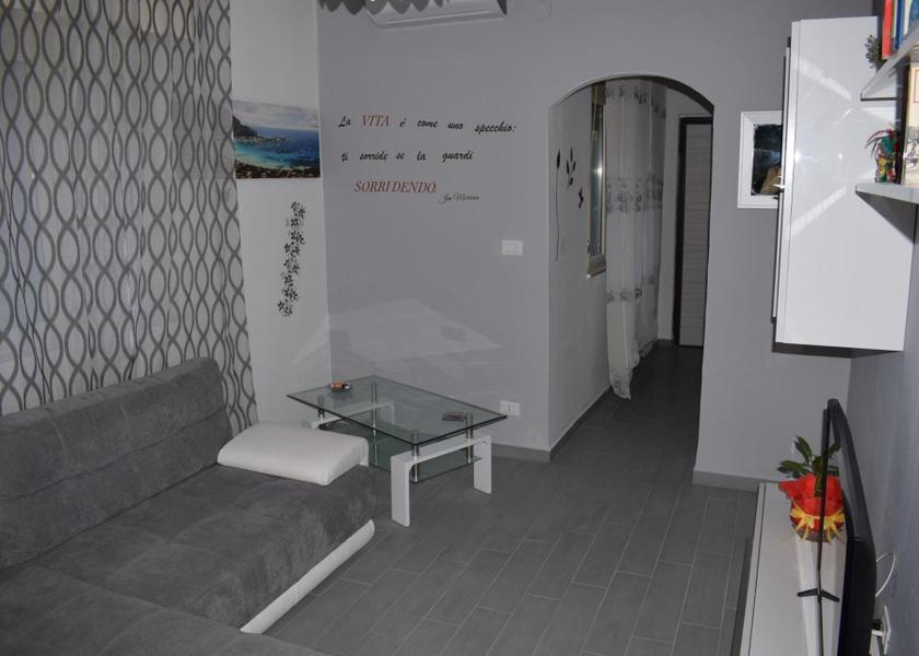 shared lounge/tv area