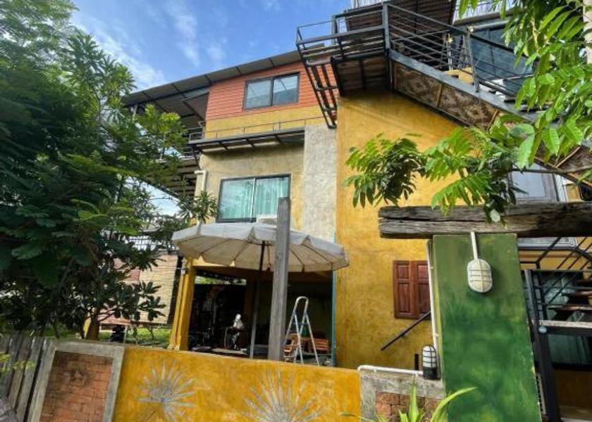 Prachuap Khiri Khan Province Sam Roi Yot exterior view