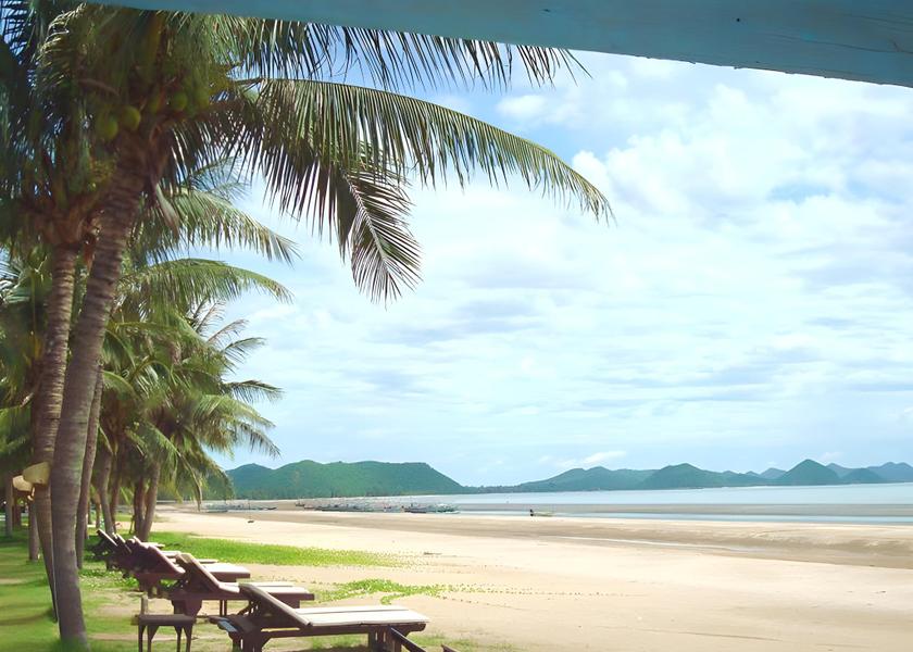 Prachuap Khiri Khan Prachuap Khiri Khan beach