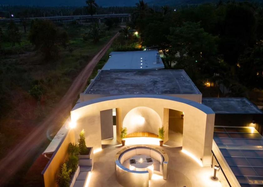 Prachuap Khiri Khan Prachuap Khiri Khan restaurant (private room)