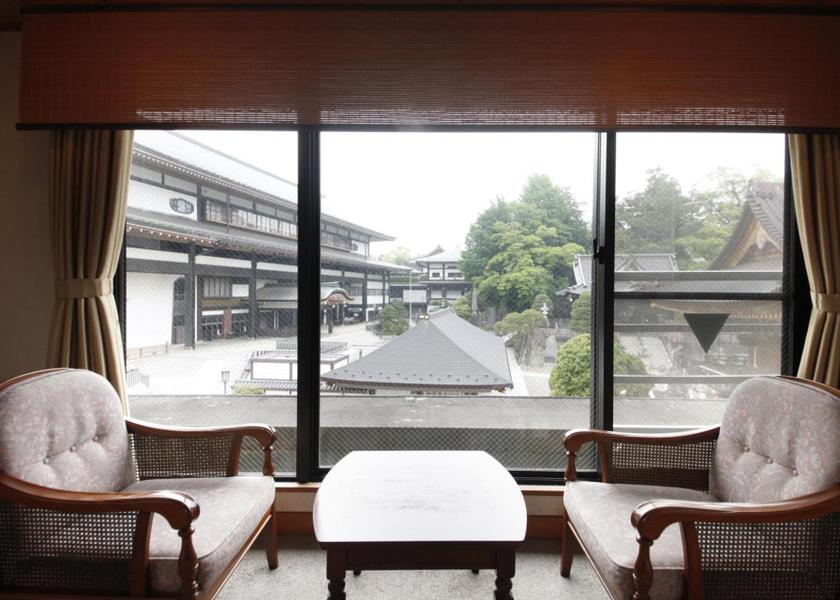 Chiba Narita View