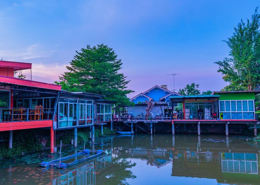 Tak Tak interior view