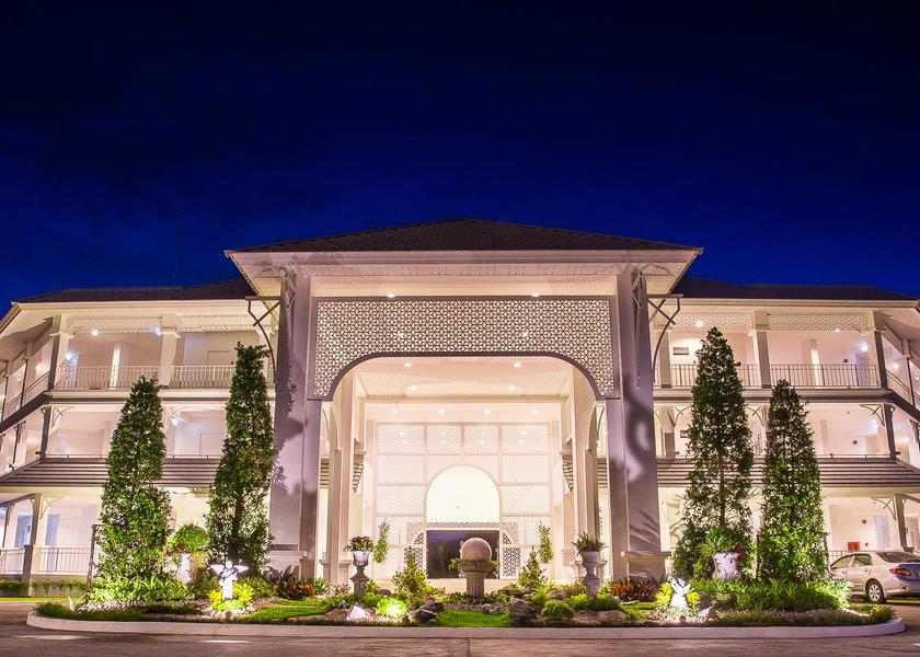 Tak Tak exterior view