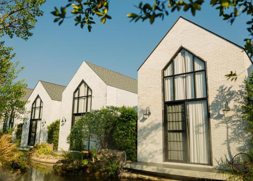 Tak Tak exterior view