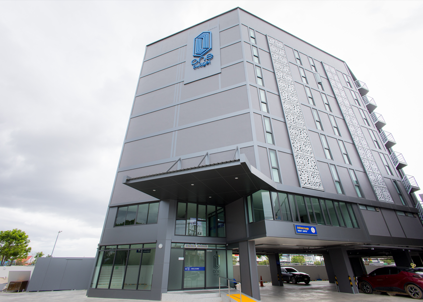 Tak Tak exterior view